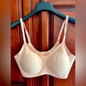 Honeylove Lift Wear Silhouette Wire Free bra. Adjustable Straps, L, Rose Tan